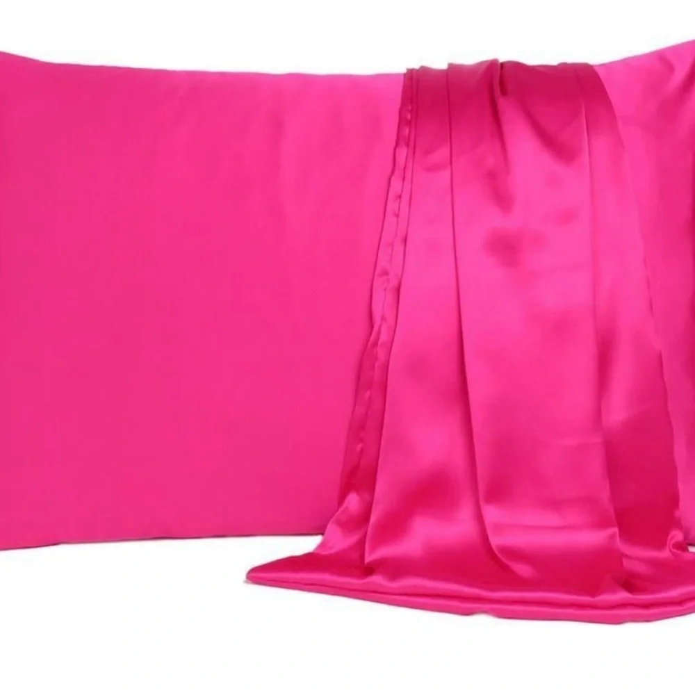 🩷BARBIE LOVERS 🩷 Grace Homes Fashions Standard Cotton 2-Pack Pillowcases NWT